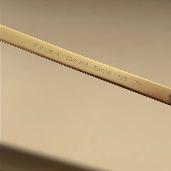 Burberry sunglasses - Picture 6 of 6